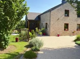 Cottage Oree des bois in Paliseul with Garden