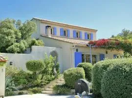 Sunny Provence Getaway
