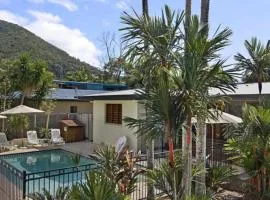 Tropical Essence - Palm Cove