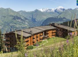 Résidence Pierre & Vacances Premium Les Alpages de Chantel，位于阿克1800的酒店