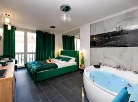 Apartament Lipowa Love Rooms