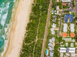 Byron Bay Beach Apartments，位于拜伦湾的酒店