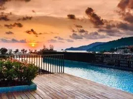 The Deck patong Luxury Apartments The Deck patong