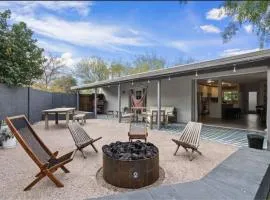 Mid-Century Stunner // Large Yard and Patio for Indoor/Outdoor Living