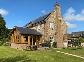 Eco-friendly Dorset cottage with spa set in heart of countryside，位于Sydling St Nicholas的乡村别墅