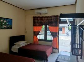 Hotel SAA Nuansa Ngawi，位于Ngawi的酒店