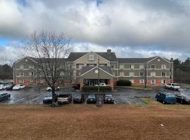 Budgetel Inns & Suites，位于Fairfield的酒店