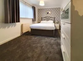 3 bedroom house Amazon M90 Dunfermline Edinburgh