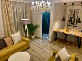 Home Sweet Apartment XL