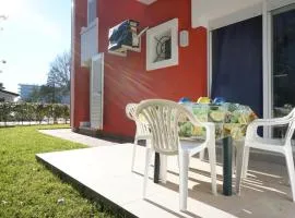 Relax by the garden - flat for up to 6 guests