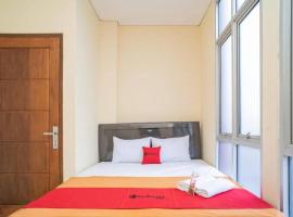 RedDoorz near Stasiun Tangerang，位于Kebandjahe的酒店