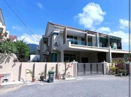 IMPIAN STAY #1 #15pax Semi Bungalow House半独立別墅，位于瓜埠的酒店