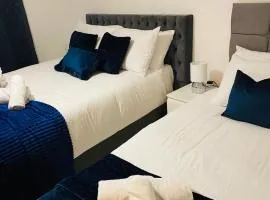 Cheerful home near City Centre,Station& RaceCourse