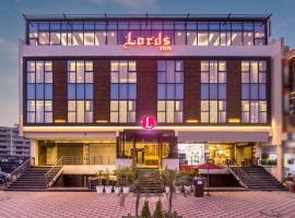 Lords Inn Chandigarh Zirakpur，位于齐拉克普尔昌迪加尔机场 - IXC附近的酒店