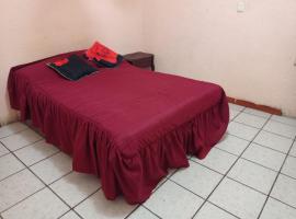 hotel plaza uriangato，位于Uriangato的酒店