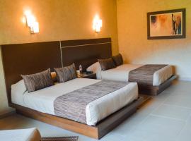 Layfer Express, Córdoba, Ver，位于科尔多瓦的酒店