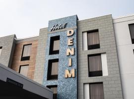 Hotel Denim，位于格林斯伯勒格林斯博罗科学中心附近的酒店