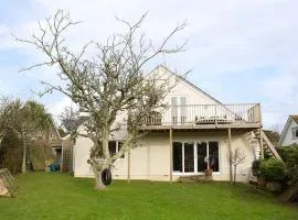 Summerfield House with Hot Tub