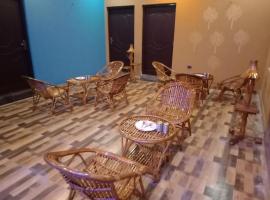 Nighut hotel and restaurant，位于Dogadda的酒店