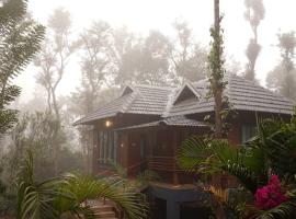 Entire Villa Surrounded by Wayanad forest，位于瓦亚纳德的酒店