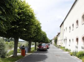 Locations de la centrale de Belleville，位于Neuvy-sur-Loire的酒店