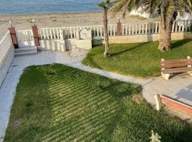 LUXURY APARTMENT FIRST LINE SEA By MAKHOME MESSAGALA