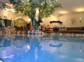 Der Schlossberghof Marzoll - Landidyll & Naturgarten - vital-sportlich-gesund-，位于巴特莱辛哈尔的酒店