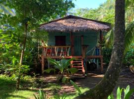 ENSUEÑOS miskita house，位于小玉米岛的度假短租房