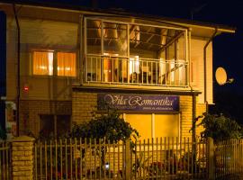 浪漫别墅公寓，位于帕兰加帕兰加琥珀博物馆附近的酒店