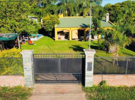 Casa-quinta Colastine Norte, Santa fe Argentina，位于圣达菲的乡村别墅