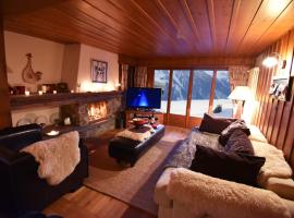 Ski-in, Chalet-style appt - 1 Min Walk to Lift - 30 to 100 percent payment due on booking，位于韦尔比耶的酒店