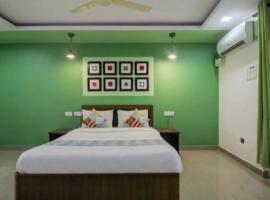 Hotel Sai Advika，位于马普萨的度假短租房