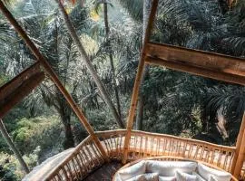 Tower House - 4 bds Eco Bamboo House, River View