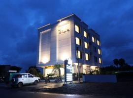 Hotel The Orange Flag (JJ Hotel)，位于奥兰加巴德的酒店