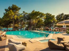 HVAR PLACES HOTEL by Valamar，位于斯塔里格勒的酒店