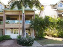 Luxury 3-Bed Villa St James near Beach & Gym