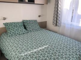 MH 149 4 pers camping Bois Dormant confort et détente，位于圣让-德蒙的酒店