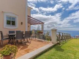 Villa Bougainvillea Palheiro Village by Holiday Rental Madeira
