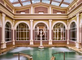 Bagni Di Pisa Palace & Thermal Spa - The Leading Hotels of the World，位于圣朱利亚诺-泰尔梅的Spa酒店