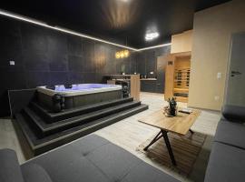 Ancram SPA，位于米什科尔茨的酒店