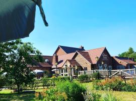 The Tayleur Arms，位于Crudgington的酒店