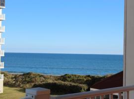 Ocean view, 1BR, 2BA Condo, St Regis 1214, Topsail, NC，位于北托普塞尔海滩的酒店