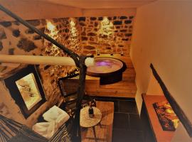 Au Vingtain - Appartement & Spa atypique，位于Brindas的公寓