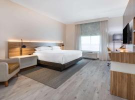 Wyndham Garden Orlando Airport - Free Airport Shuttle，位于奥兰多的酒店