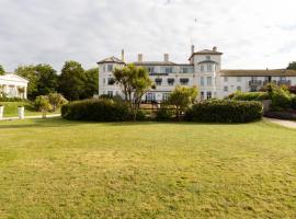 The Imperial Hotel Exmouth，位于埃克斯茅斯的酒店