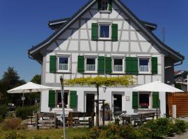 Pension & Café Schlupfwinkel，位于塞勒姆的旅馆