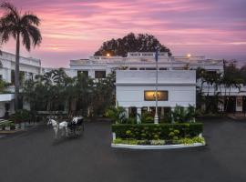 吉汗努玛宫酒店，位于博帕尔的带热水浴缸的酒店