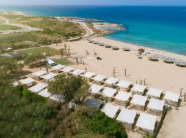 Achziv beach - glamping resort，位于Gesher HaZiw的酒店