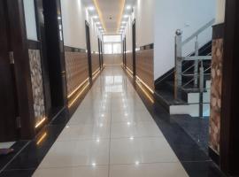 Hotel G L Residency，位于Chaoni的酒店