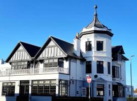 The Bay Hotel，位于佩文西的酒店